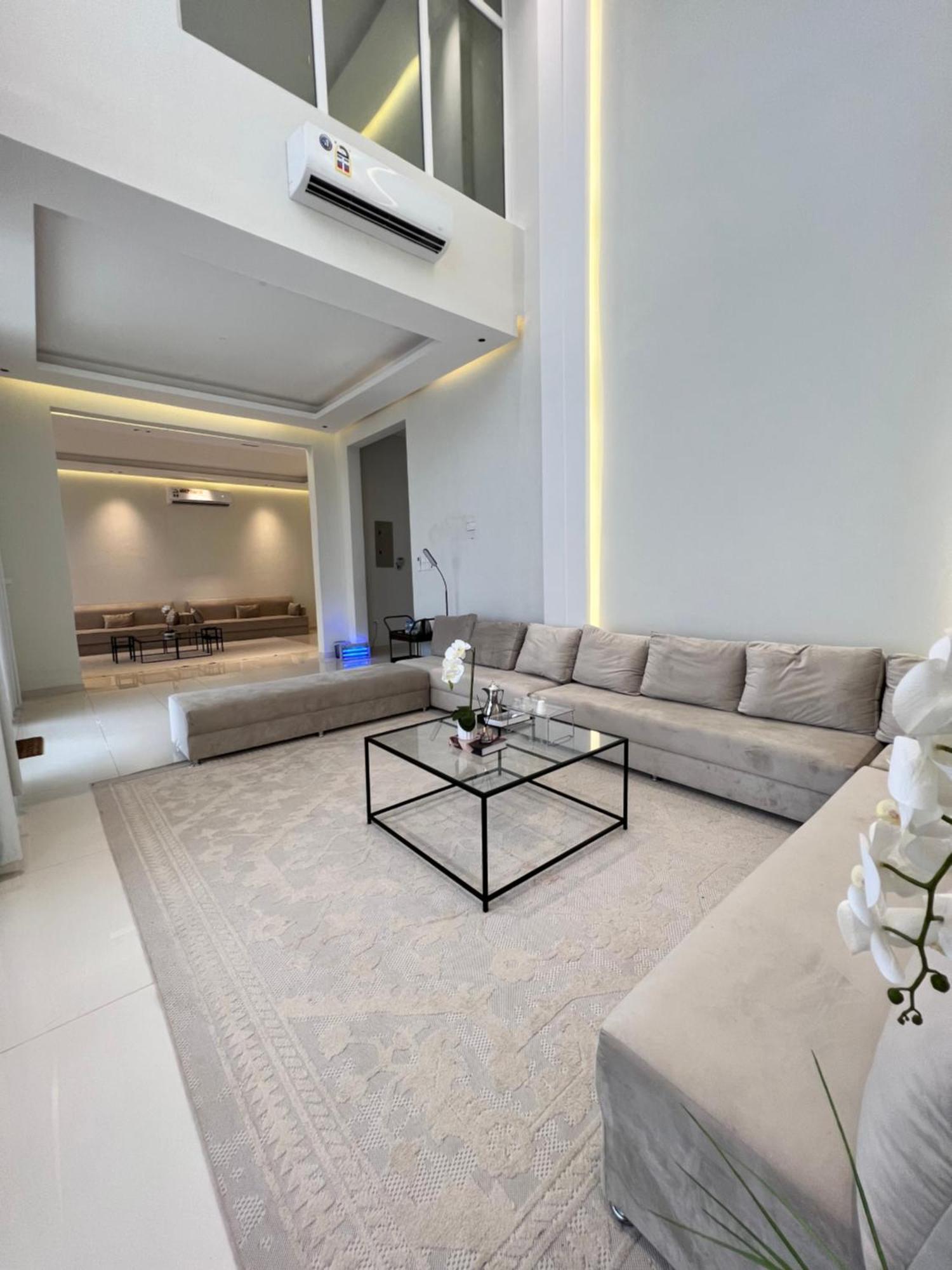 صلاله بالم Palm Villa *